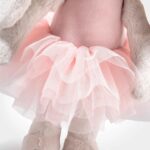 Steiff Hoppie Balletthase 30cm bunt, Plüschtier mit Schlappohren, Flauschiges Stofftier im Ballett-Outfit zum Kuscheln und Spielen, Kuscheltier für Mädchen und Jungen, waschmaschinenfest