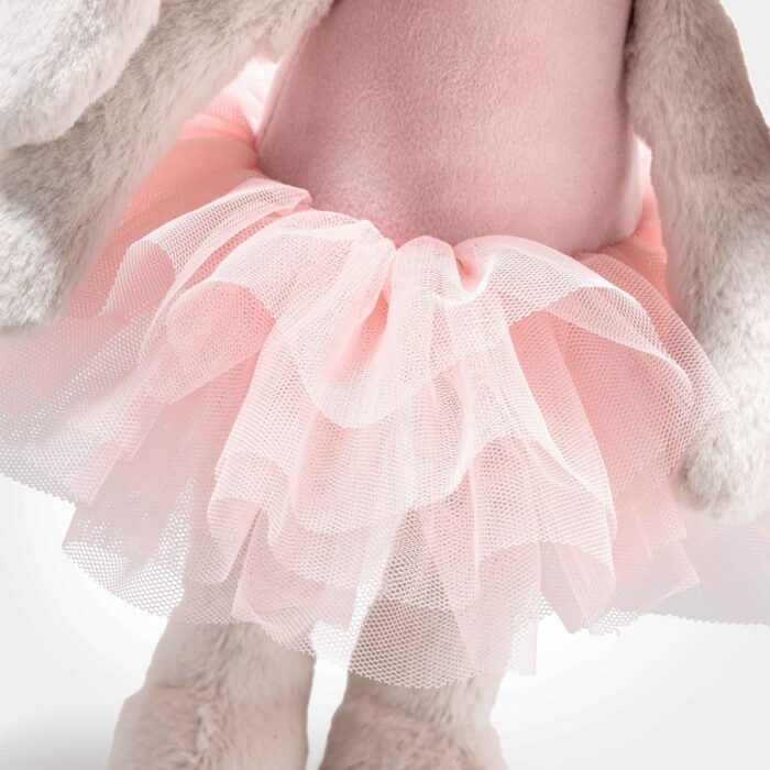 Steiff Hoppie Balletthase 30cm bunt, Plüschtier mit Schlappohren, Flauschiges Stofftier im Ballett-Outfit zum Kuscheln und Spielen, Kuscheltier für Mädchen und Jungen, waschmaschinenfest
